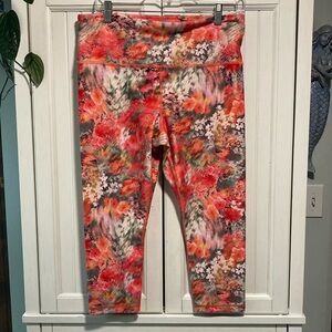 Athleta Multicolor Floral Elation Capri